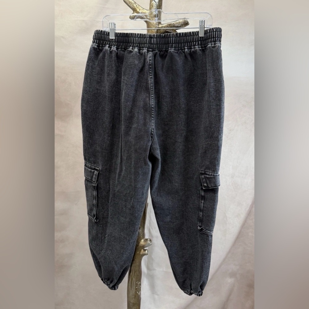 SHEIN Curve Women’s Black Wash Cargo Denim Drawstring Joggers Plus Size 1X - Picture 8 of 9
